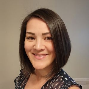 Meet your Posher, Ana